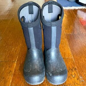 Kids BOGS neo classic 3 season rain/snow boots size 13